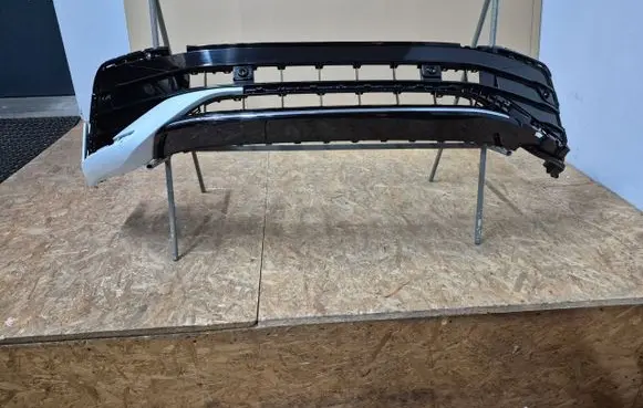 Volkswagen Tiguan Front bumper lower grill 5NA853677QRLINE