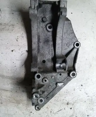Peugeot 407 Generator/alternator bracket 9650034280