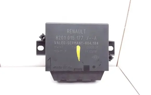 Renault Master III Parking PDC control unit/module 8201015177 604184