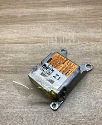 Toyota Yaris Airbag control unit/module 891700D770 2310009940