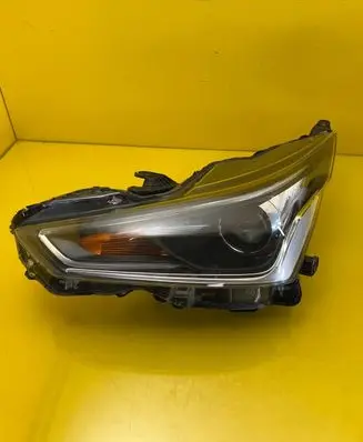 Toyota Aygo AB40 Headlight/headlamp 0H-27