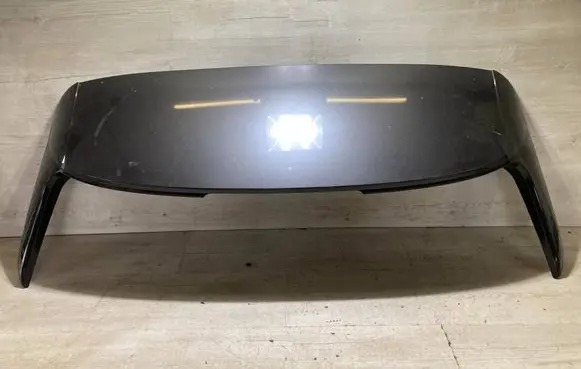 Tailgate/trunk spoiler