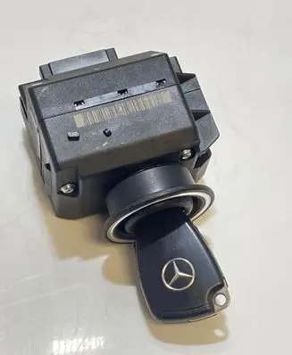 Mercedes-Benz CLK A209 C209 Ignition lock 2095451908 33002418 33002419