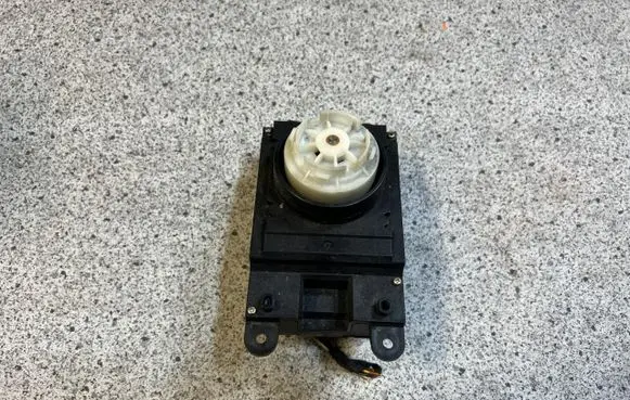 BMW 5 E60 E61 Multifunctional control switch/knob 6944884