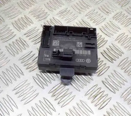 Audi A5 Sportback 8TA Door control unit/module P10093882 8T0959793F