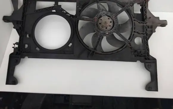 Renault Master II Electric radiator cooling fan 874615P
