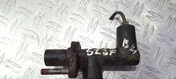 Mazda 323 F Clutch master cylinder