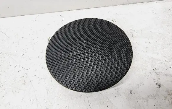 Side speaker trim/cover