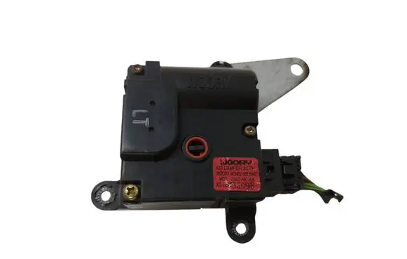Hyundai Tiburon Air flap motor/actuator WD402002