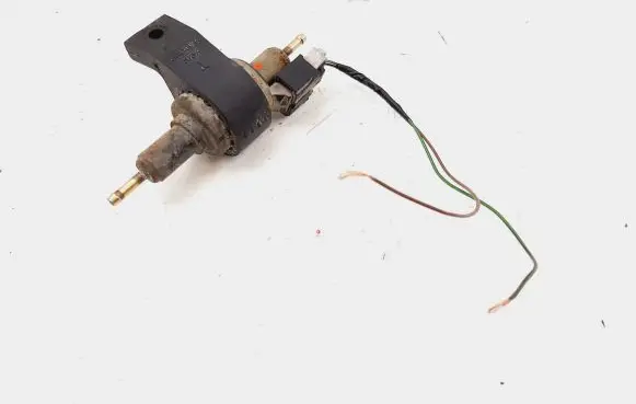 Volkswagen Transporter - Caravelle T5 Webasto circulation pump for autonomous heater 89372A