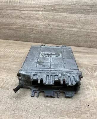 Volkswagen PASSAT B5 Engine control unit/module 028906021GK 0281001654