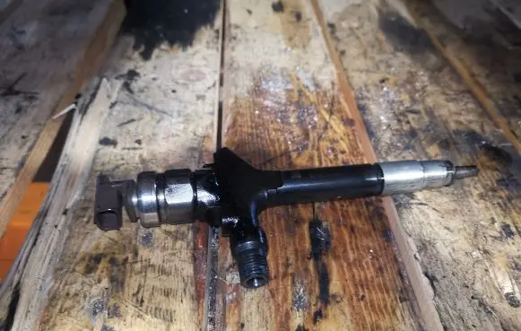 Mazda 6 Fuel injector RF7J13H50