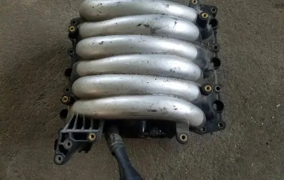 Audi A6 S6 C5 4B Intake manifold 078133151AK 2902000919