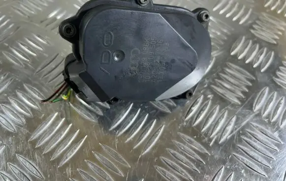 Audi Q7 4L Intake manifold valve actuator/motor A2C53247916