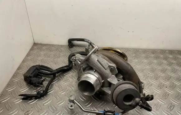 Ford Focus Turbo HX7G6K682AB