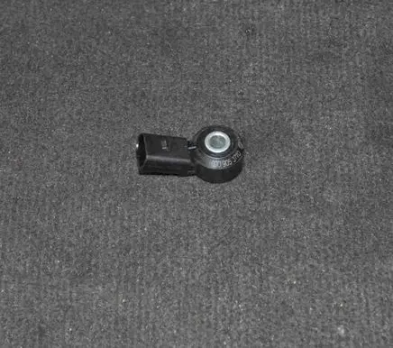 Volkswagen Jetta VI Detonation knock sensor 030905377D