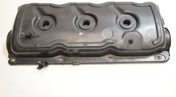 Audi A6 S6 C5 4B Rocker cam cover 059103470H 059103469K