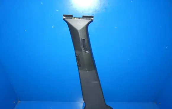 Volvo XC60 (B) pillar trim (top)