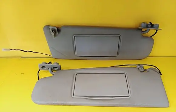 Volvo V70 Sun visor