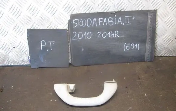 Skoda Fabia Mk2 (5J) Front interior roof grab handle