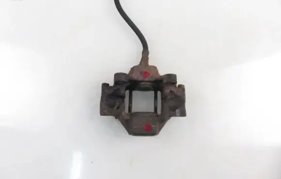 Mercedes-Benz E W124 Rear brake caliper
