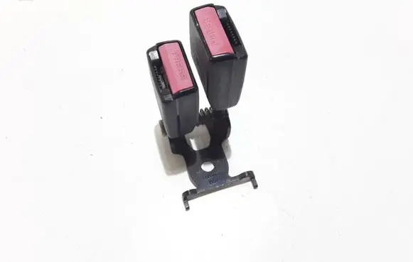 Renault Megane II Middle seatbelt buckle (rear) B6021666