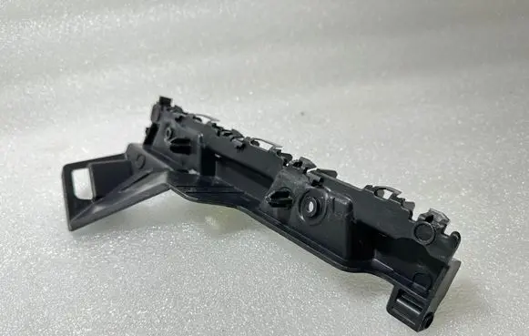 Renault Trafic III (X82) Front bumper mounting bracket 622209504R 93463165