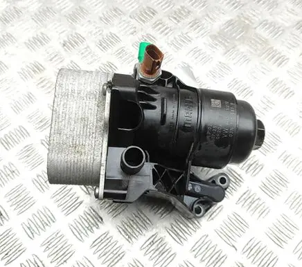 Volkswagen Golf VII Oil filter cover 03N115389B 03N117021