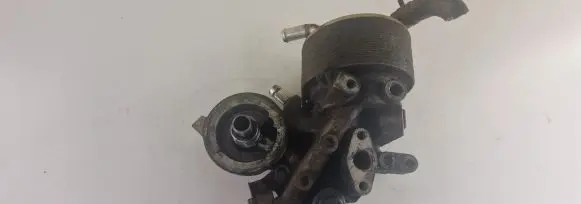 Mitsubishi L200 Oil filter mounting bracket