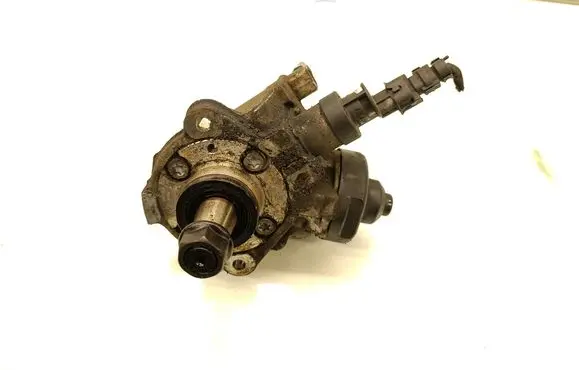KIA Sorento Fuel injection high pressure pump 331002F000