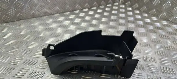 Land Rover Range Rover Evoque L538 Seat belt trim BJ32613K36ABW