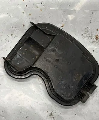 Volkswagen Golf IV Headlight/headlamp dust cover 15014500