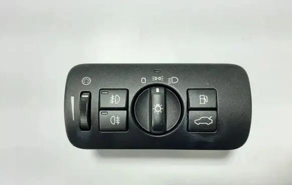 Volvo XC60 Light switch 30739414