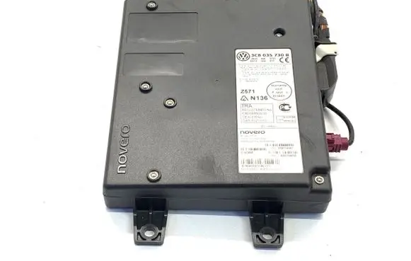 Volkswagen PASSAT B7 Bluetooth control unit module 3C8035730B