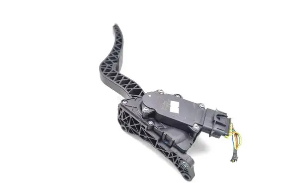 SsangYong Korando Accelerator throttle pedal 2055034000