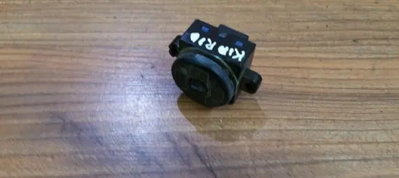 KIA Rio Wing mirror switch 621w10090