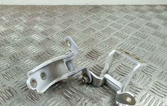 Honda CR-V Rear door hinge set 