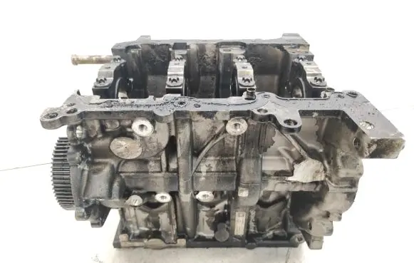 BMW 1 F20 F21 Engine block B37D15