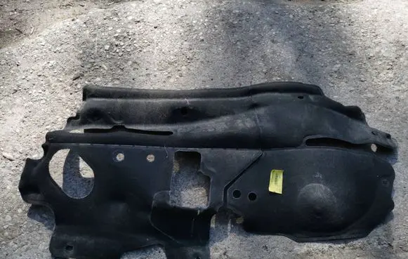 Renault Megane IV Other engine bay part 679006015R 11317N