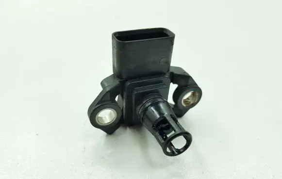 Lexus CT 200H Air pressure sensor