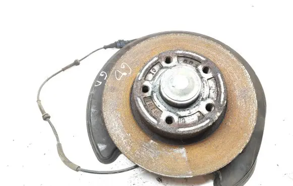 Renault Trafic III (X82) Rear wheel hub