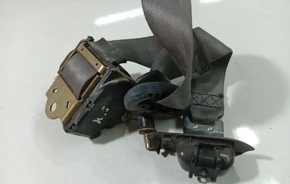 Ford Galaxy Rear seatbelt 