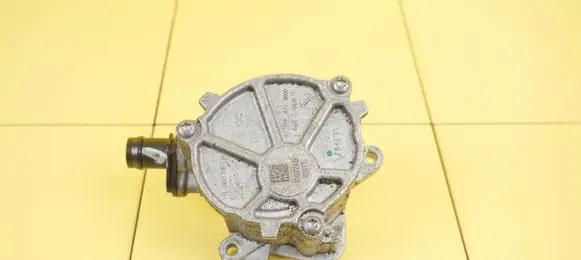 Nissan Juke II F16 Vacuum pump A2820909800 HR10