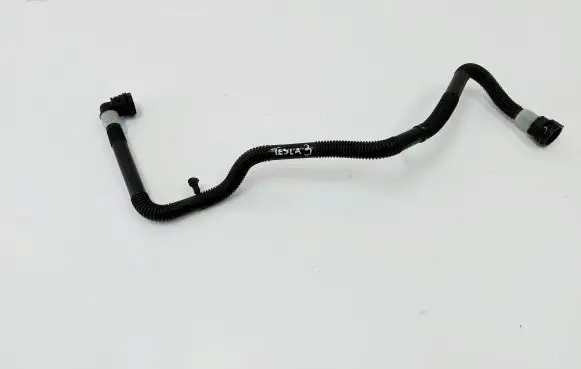 Tesla Model 3 Engine coolant pipe/hose 1629593-00-A