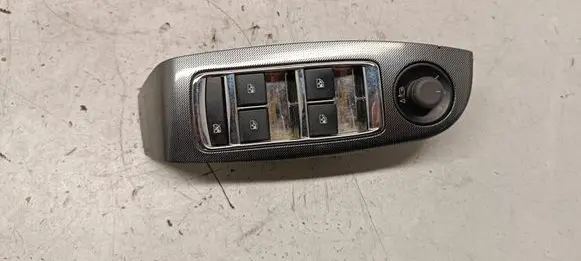 Chevrolet Malibu Electric window control switch 22891097