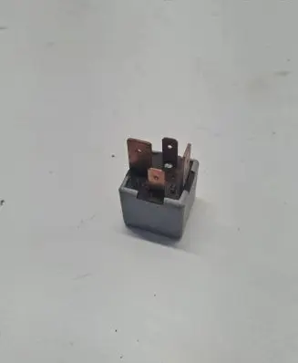 Audi A4 S4 B5 8D Other relay 191937503 11110000SJR
