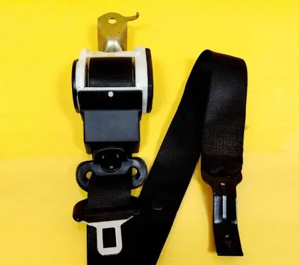 BMW 3 E36 Front seatbelt 560152900