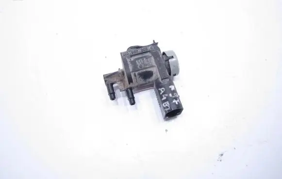 Audi A4 S4 B7 8E 8H Turbo solenoid valve 1K0906283A