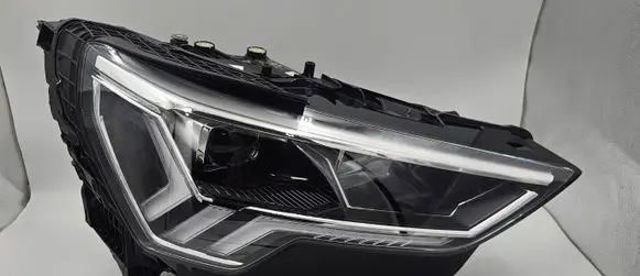 Audi Q3 F3 Headlight/headlamp 83A941034 A358