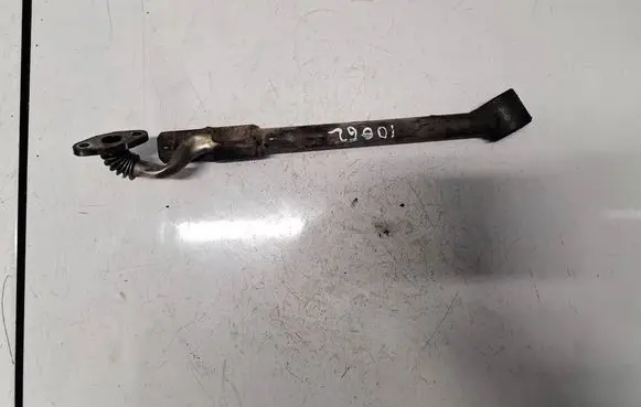 Volkswagen PASSAT B6 Turbo turbocharger oiling pipe/hose